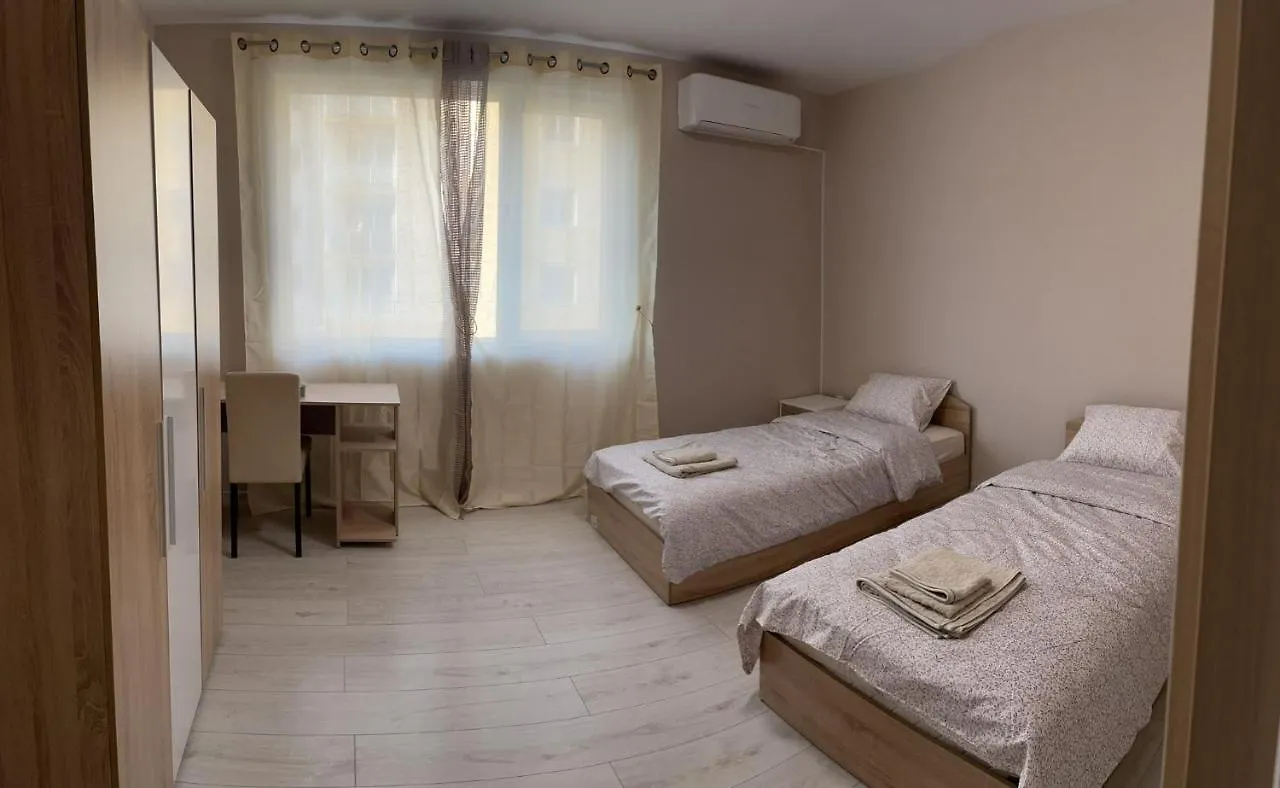 Apartment Mladost 2 - Free Parking Σόφια