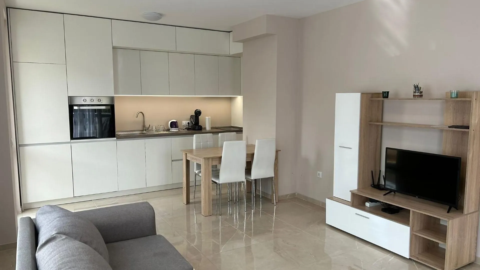 Apartment Mladost 2 - Free Parking Σόφια